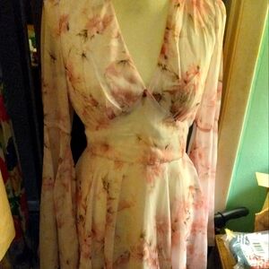New,long sleeve elbow bell sleeve floral pink empire waist dress size medium.